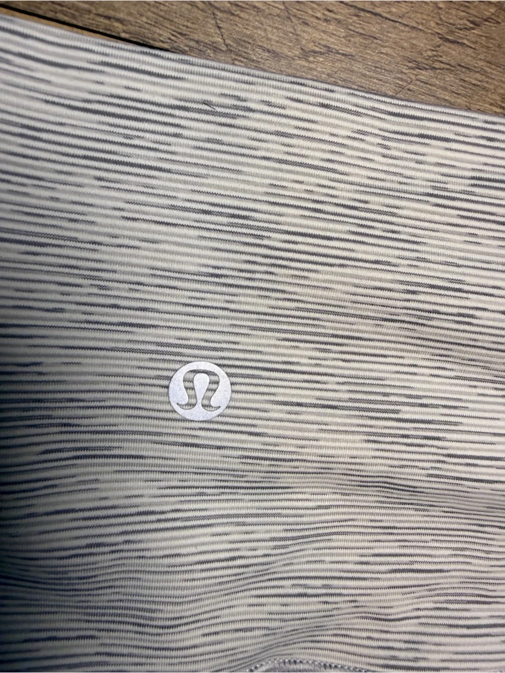 Lululemon Align Crop Leggings Scalloped Wave Hem Size 6